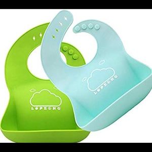 Silicone baby bib 👼🏻